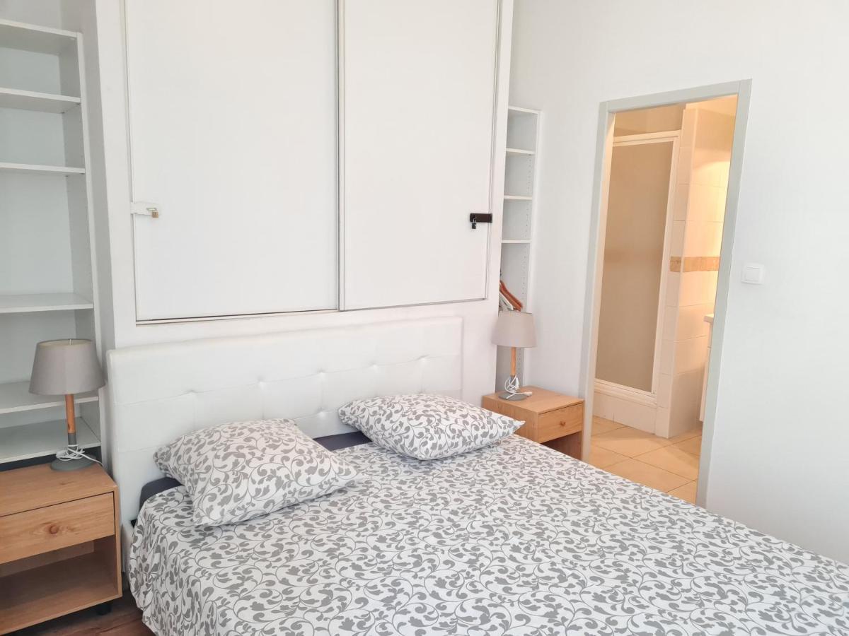 Apartamento Appartement T2 avec sa terrasse ensoleillée et son Jaccuzi privatif