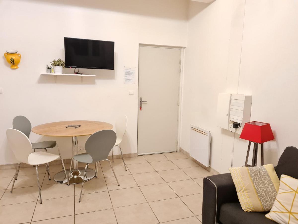 Apartamento Appartement T2 avec sa terrasse ensoleillée et son Jaccuzi privatif